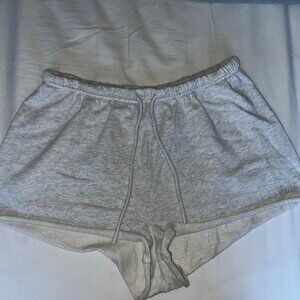 Aritzia Terry Sweatfleece Shorts - NWOT